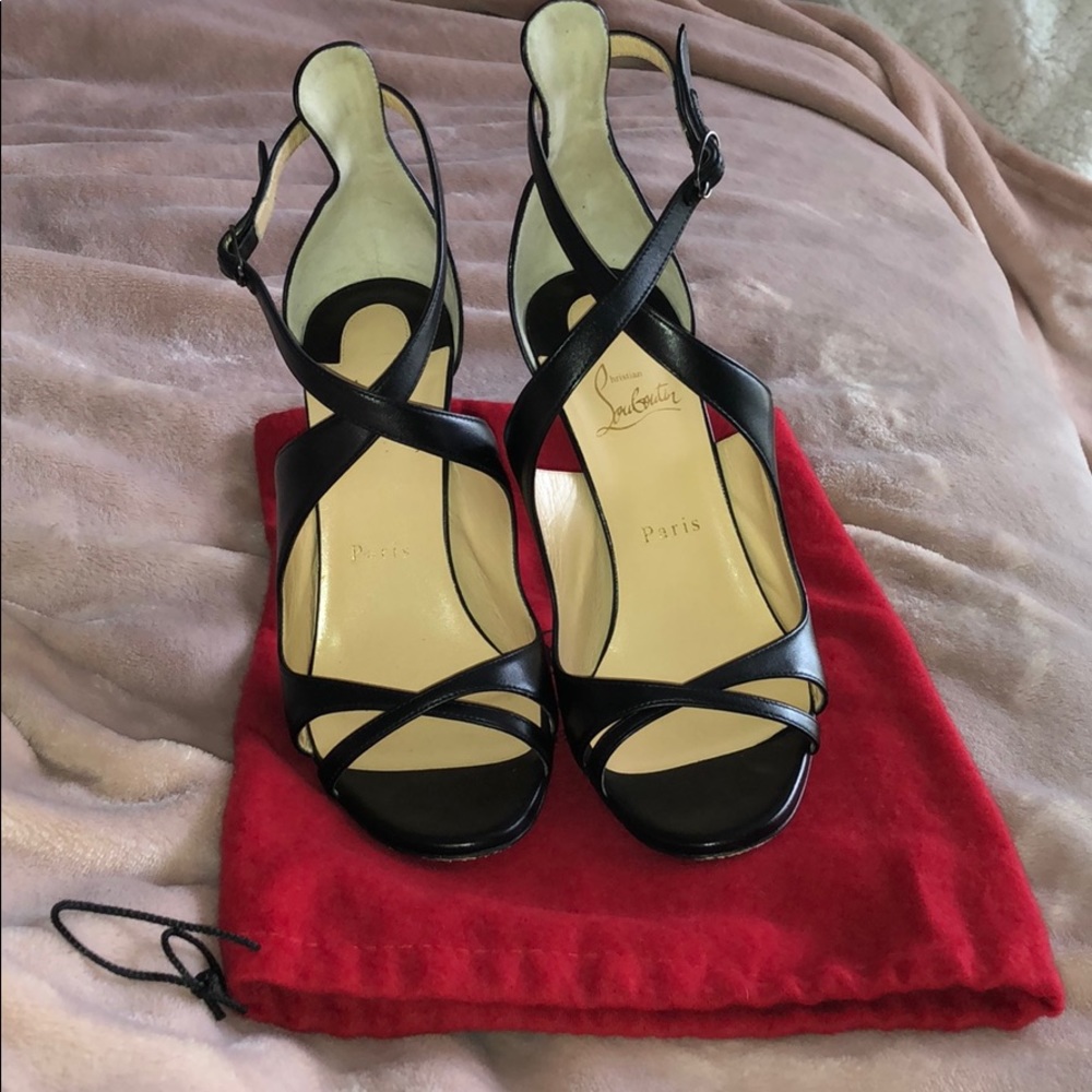 Christian Louboutin Paris heels 🔥